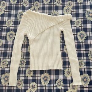 Princess Polly Cream Off-the-Shoulder Ribbed Sweater size small medium Long